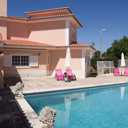 Flamingo Villa